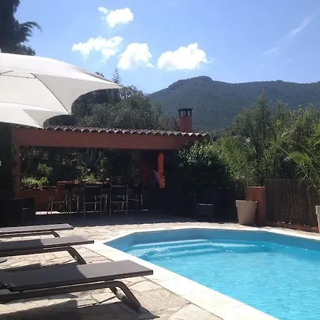 Dans Le Maquis Avec Piscine Privee Holiday home