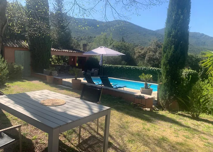 Ferienhaus Casa De Patarra Dans Le Maquis Avec Piscine Privee